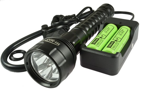 latarka himax H8 zestaw z akumulatorami.jpg