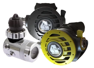 Automat oddechowy Apeks ATX40/DS4 + ATX40 Octopus + manometr Apeks - zestaw